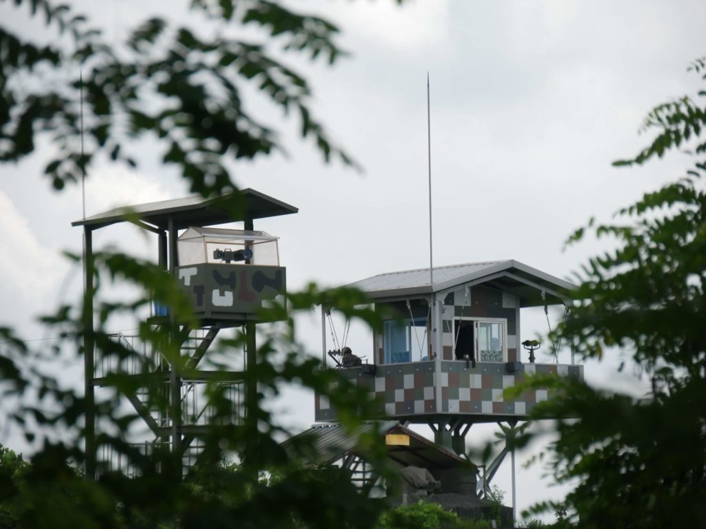 見張りの天空の小屋